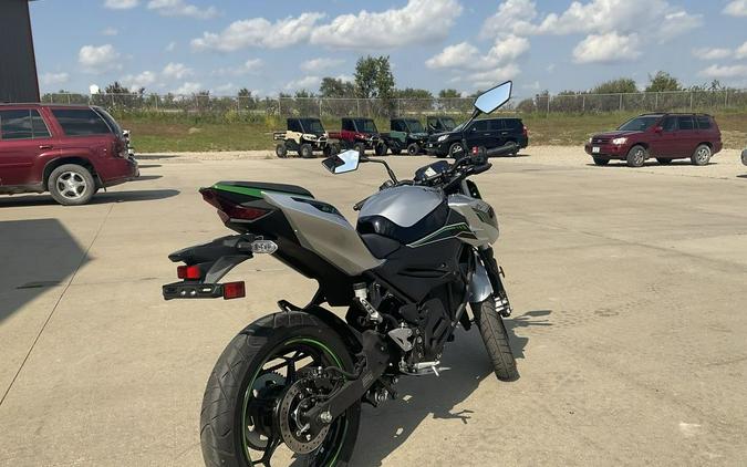 2024 Kawasaki Z e-1 ABS