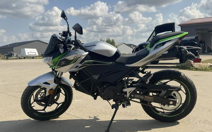 2024 Kawasaki Z e-1 ABS
