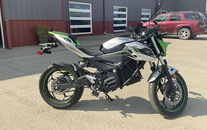 2024 Kawasaki Z e-1 ABS