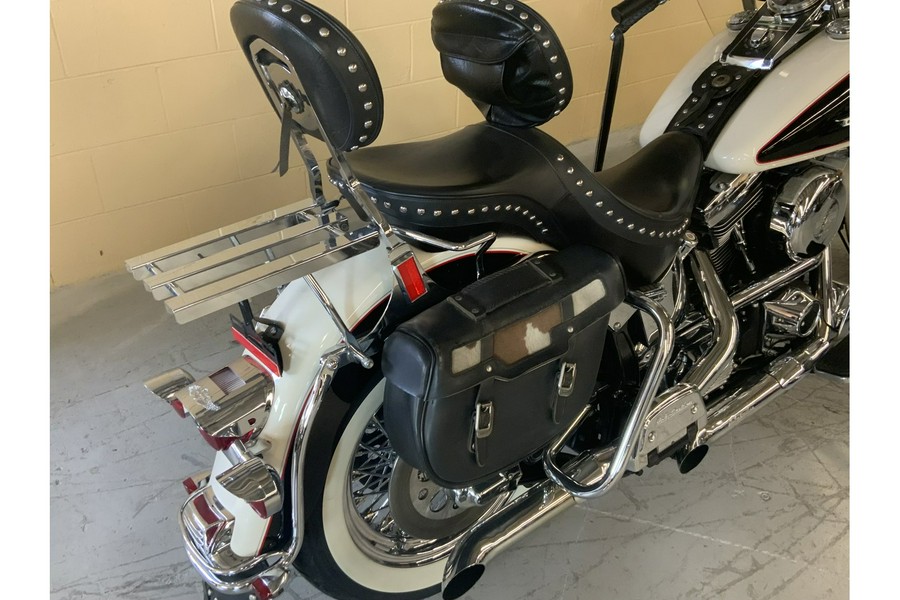 1993 Harley-Davidson® FLSTC HERITAGE SOFTAIL