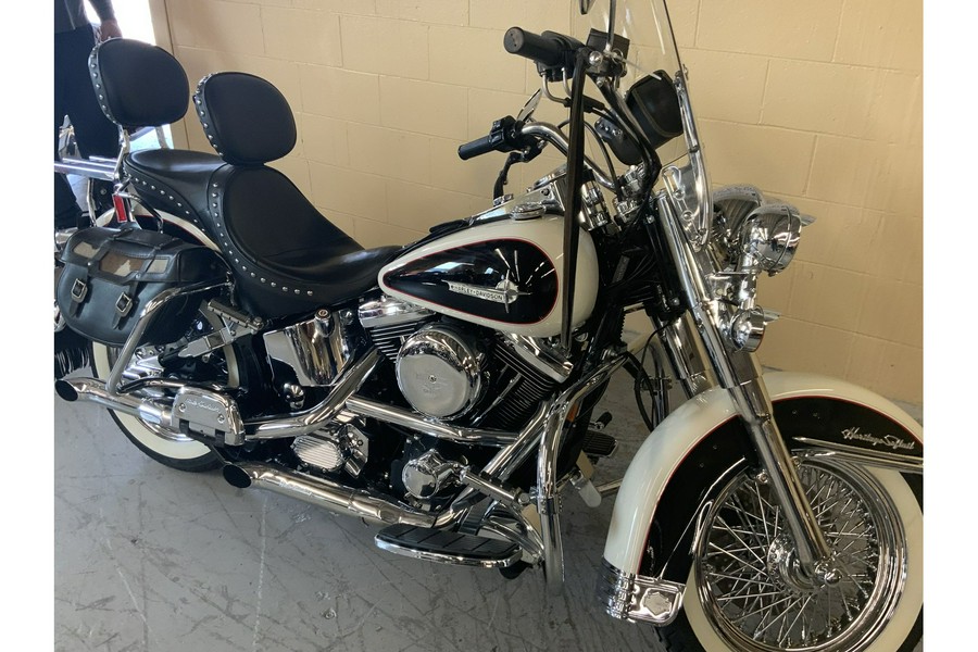 1993 Harley-Davidson® FLSTC HERITAGE SOFTAIL