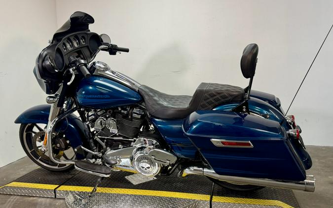 2020 Harley-Davidson® Street Glide® FLHX