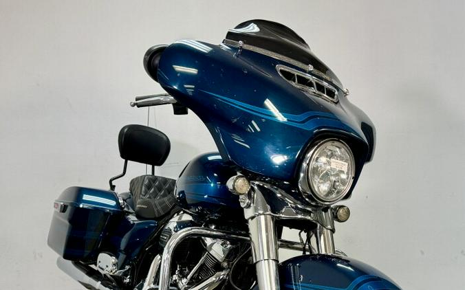 2020 Harley-Davidson® Street Glide® FLHX