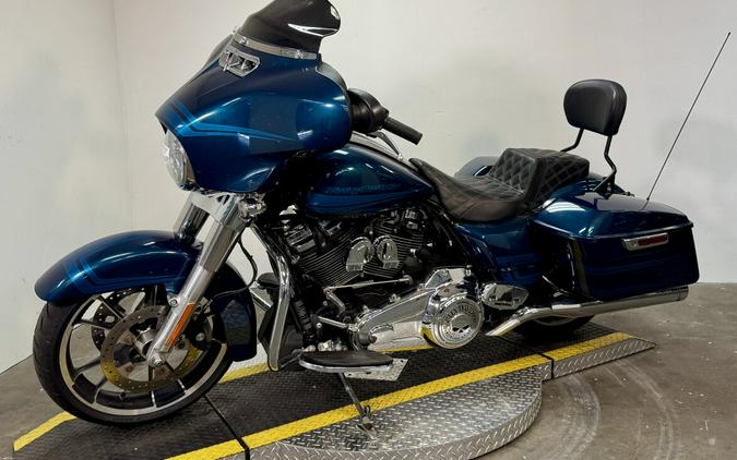 2020 Harley-Davidson® Street Glide® FLHX