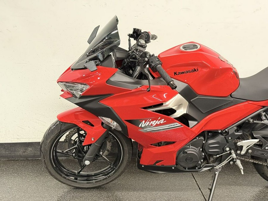 2021 Kawasaki Ninja® 400 Passion Red