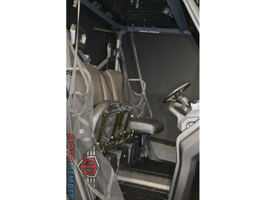 2025 Can-Am Defender DPS HD9 Stealth Black
