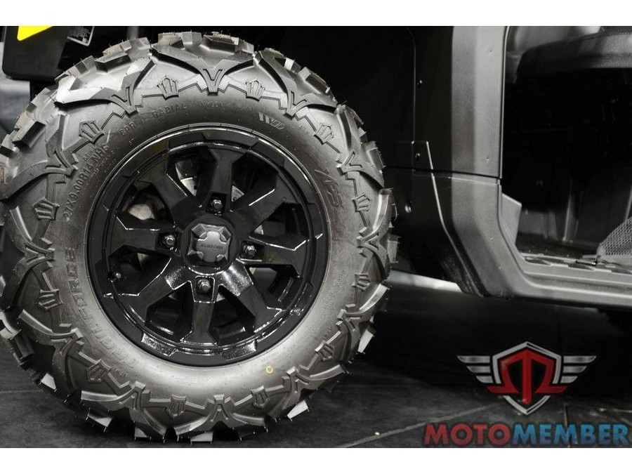 2025 Can-Am Defender DPS HD9 Stealth Black