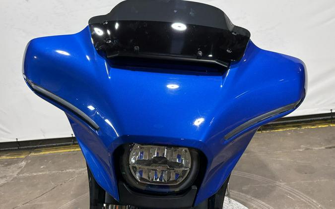 2024 Harley-Davidson Street Glide Blue Burst Chrome