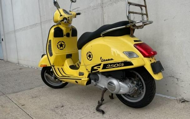 2007 Vespa GTS 250