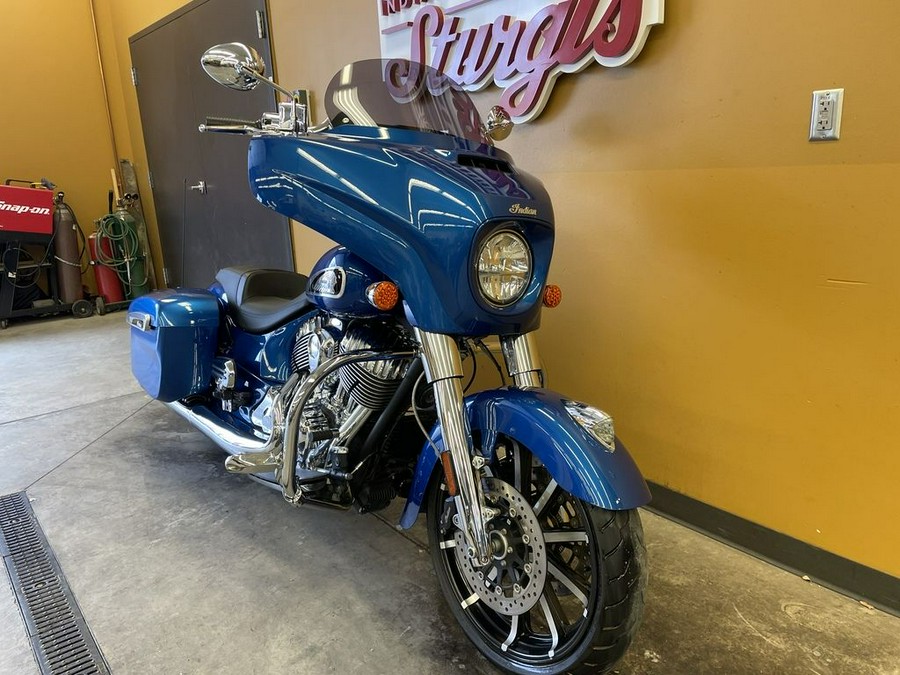 2019 Indian Motorcycle® Chieftain® Limited Icon Series Brilliant Blue