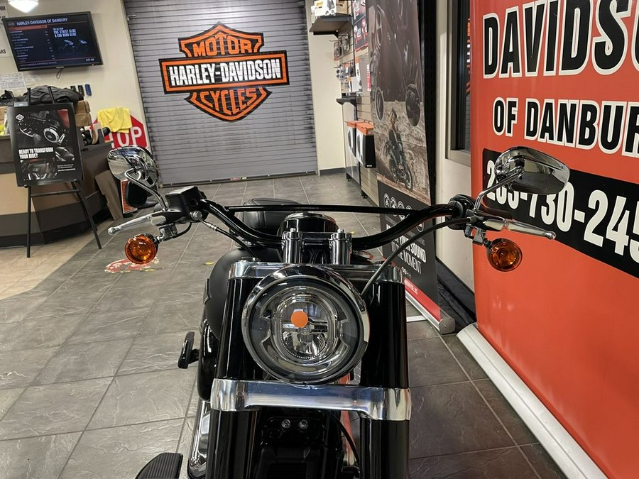 2020 Harley-Davidson® FLSL - Softail® Softail Slim®