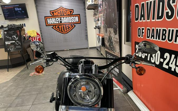 2020 Harley-Davidson® FLSL - Softail® Softail Slim®