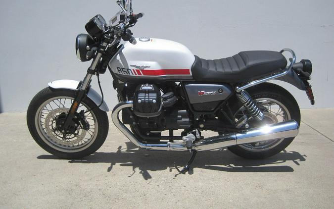 2023 Moto Guzzi V7 Special