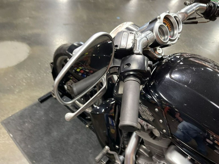 2012 Harley-Davidson VRSC F - V-Rod Muscle