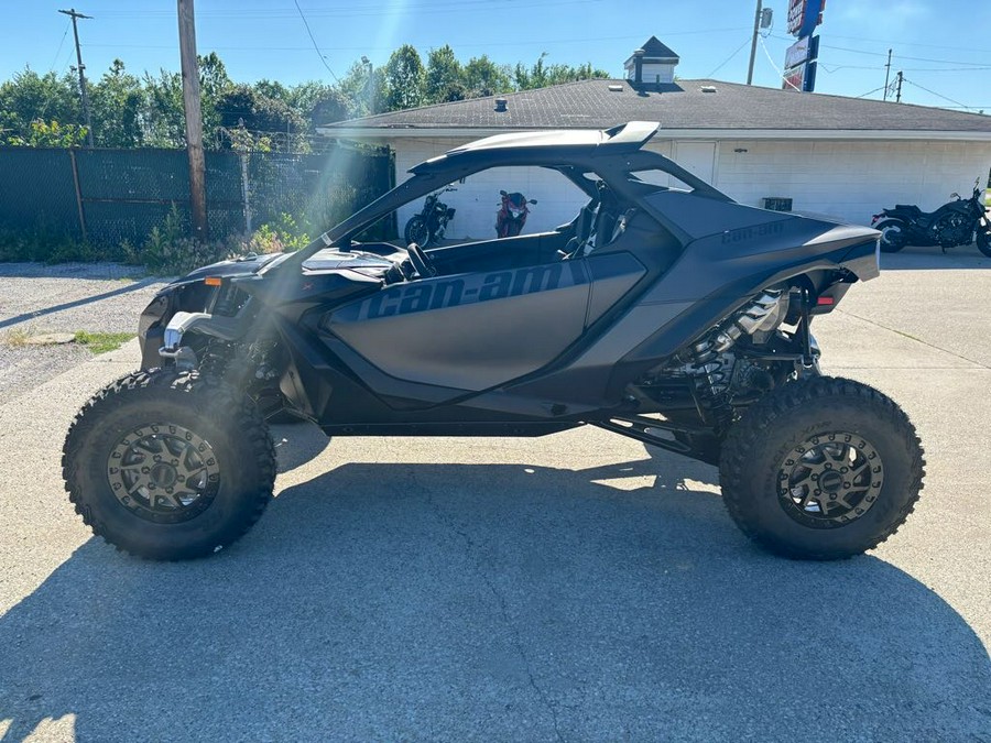 2024 Can-Am™ Maverick R X rs