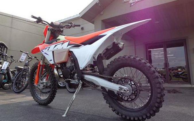 2023 KTM 250 XC