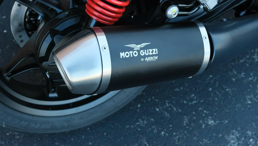 2025 Moto Guzzi V7 Special