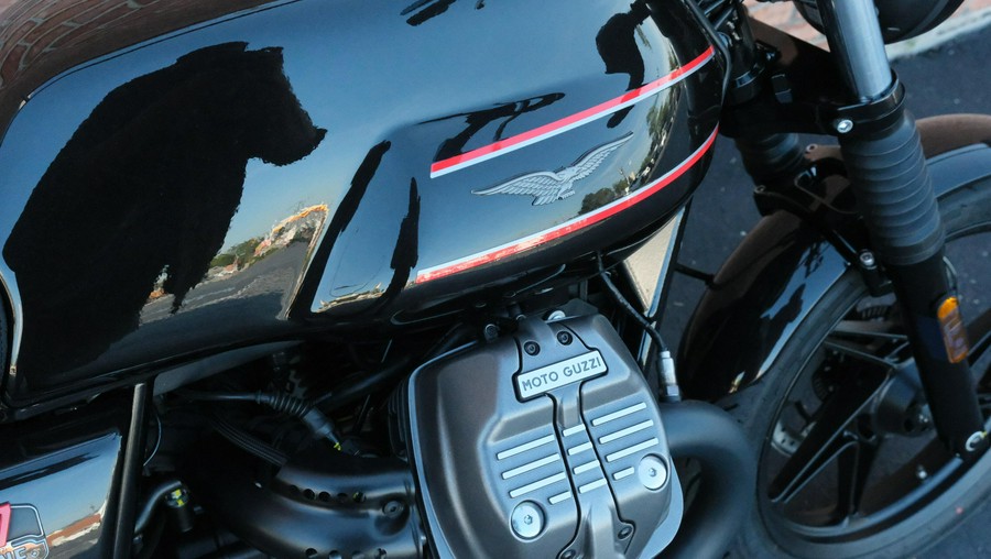 2025 Moto Guzzi V7 Special