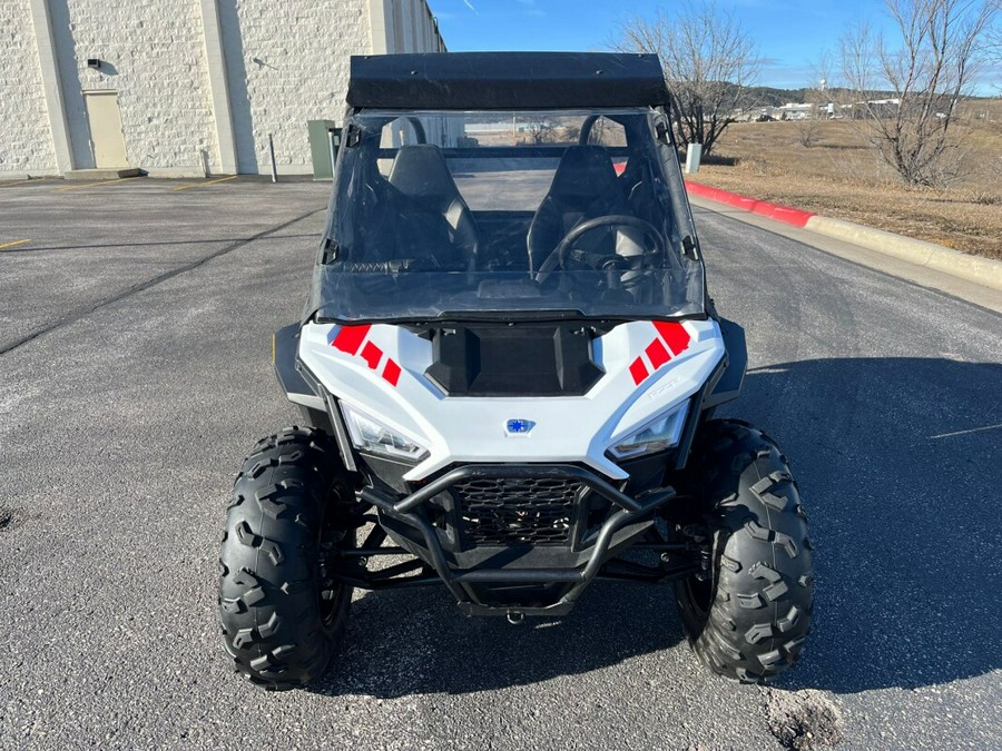 2022 Polaris RZR® 200 EFI