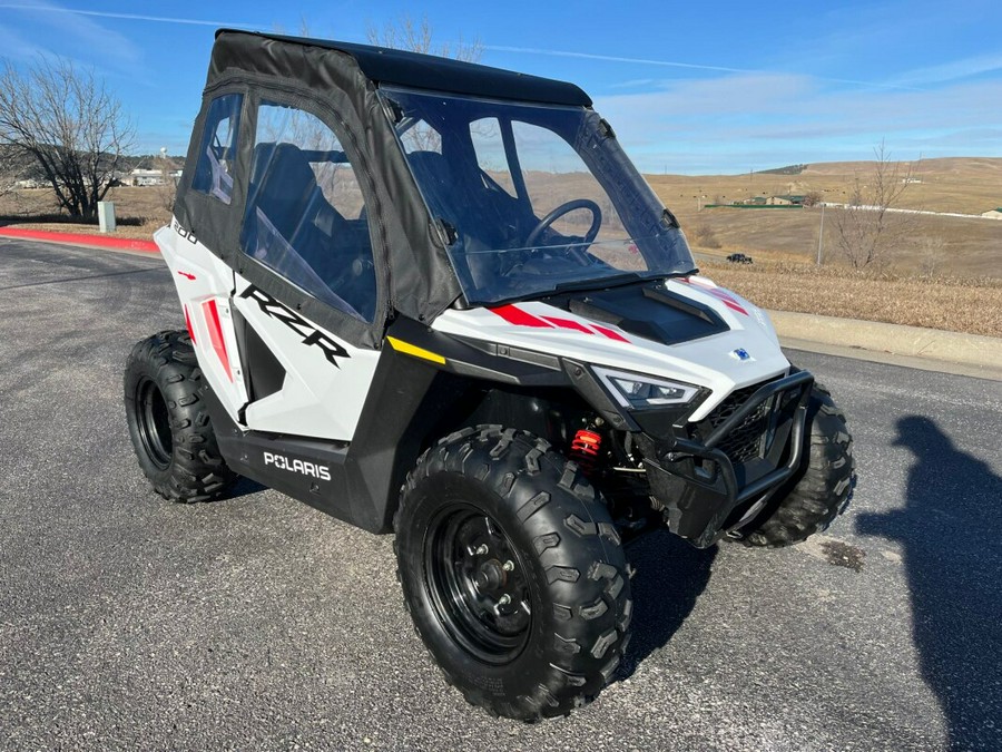 2022 Polaris RZR® 200 EFI