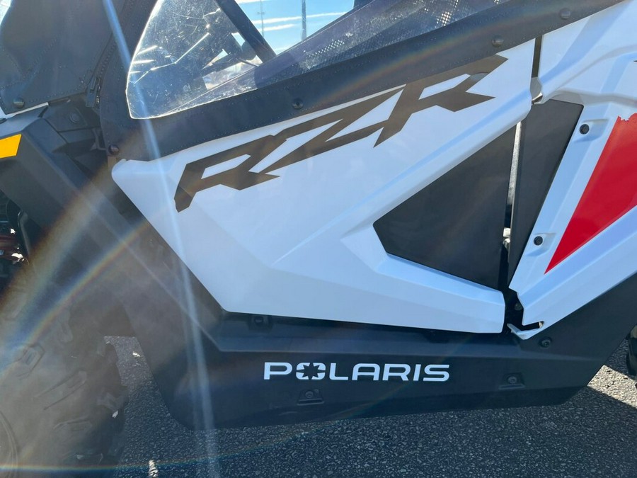 2022 Polaris RZR® 200 EFI
