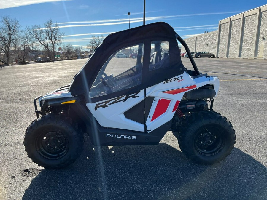 2022 Polaris RZR® 200 EFI