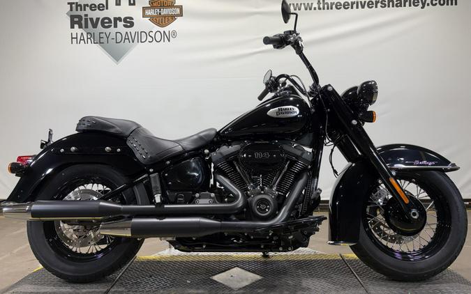 2023 Harley-Davidson Heritage Classic Vivid Black - Black Finish