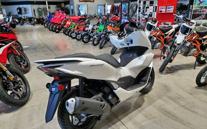 2022 Honda PCX150 ABS