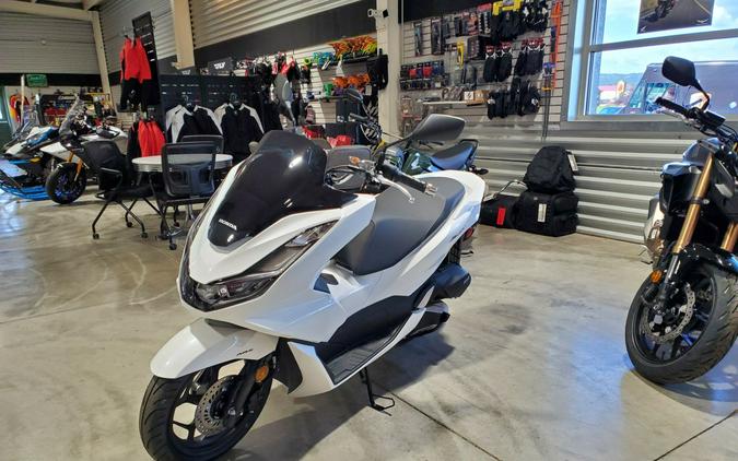 2022 Honda PCX150 ABS