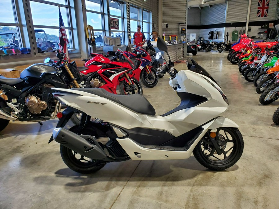 2022 Honda PCX150 ABS