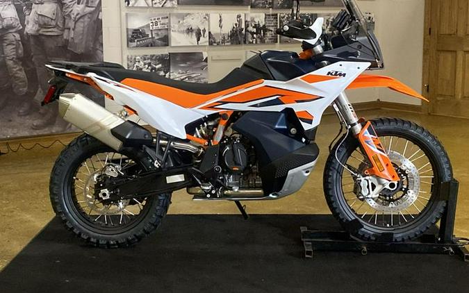 2024 KTM 890 Adventure R