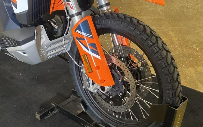 2024 KTM 890 Adventure R