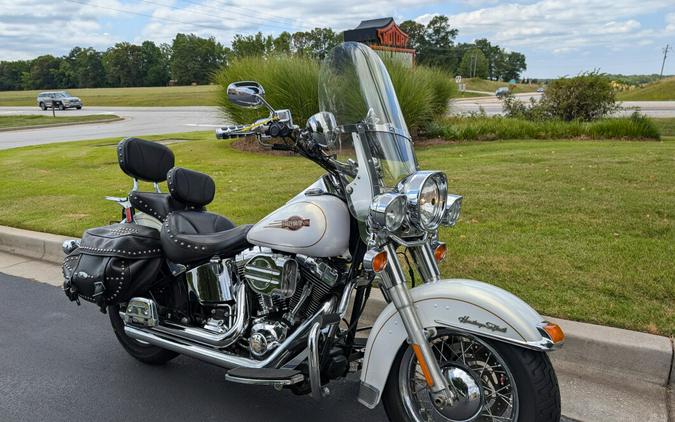 2007 Harley-Davidson Heritage Softail® Classic White Gold Pearl