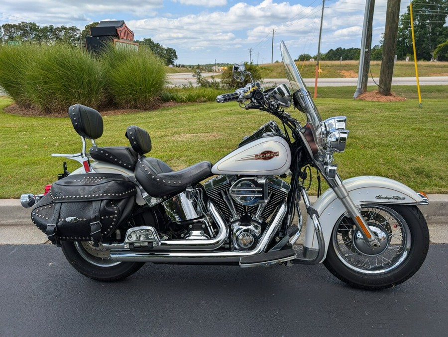 2007 Harley-Davidson Heritage Softail® Classic White Gold Pearl