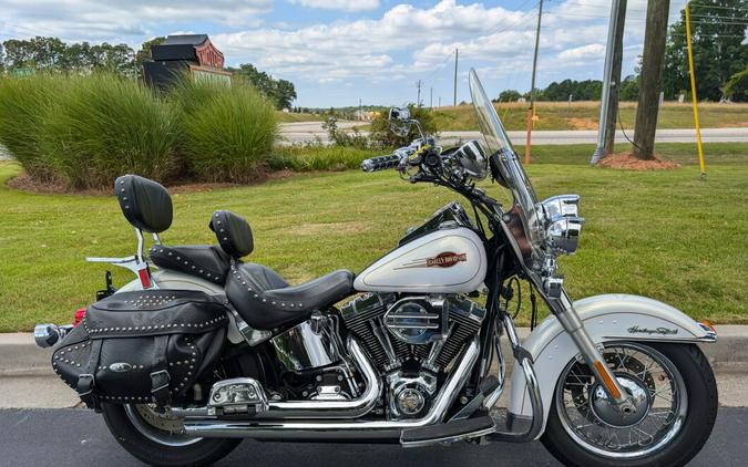 2007 Harley-Davidson Heritage Softail® Classic White Gold Pearl