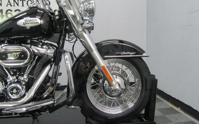 2022 Harley-Davidson® FLHCS - Heritage Classic 114