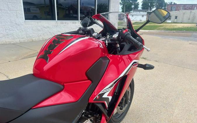 2022 Honda® CBR300R