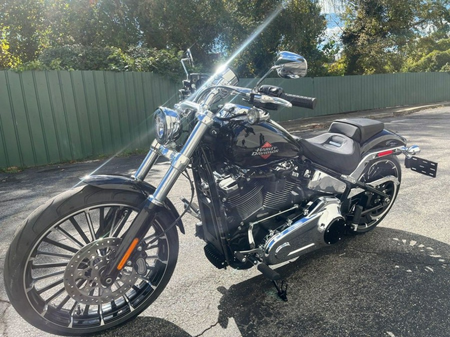 2025 Harley-Davidson Softail FXBR - Breakout