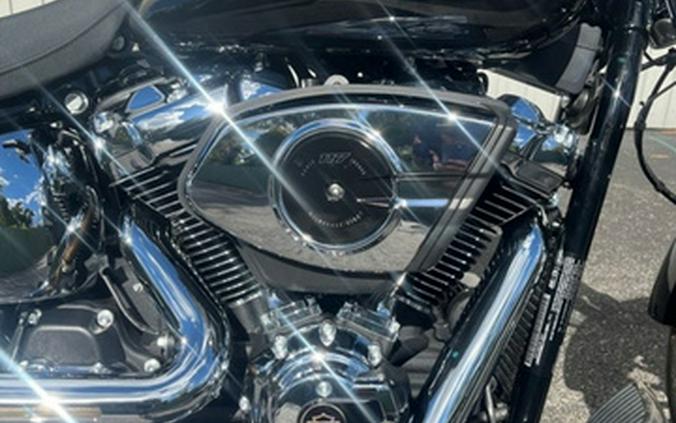 2025 Harley-Davidson Softail FXBR - Breakout