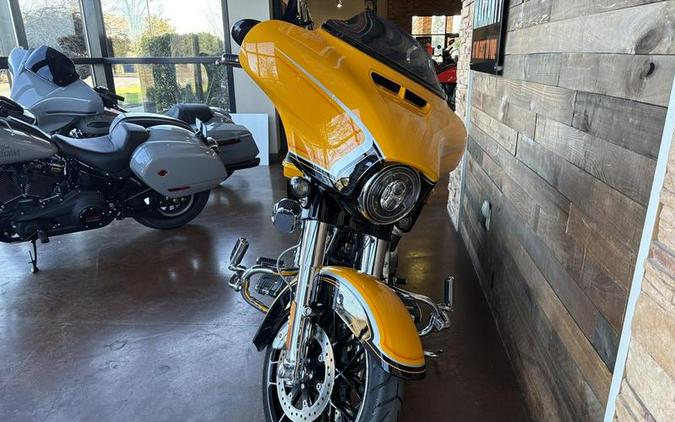 2022 Harley-Davidson® FLHXSE - CVO™ Street Glide®