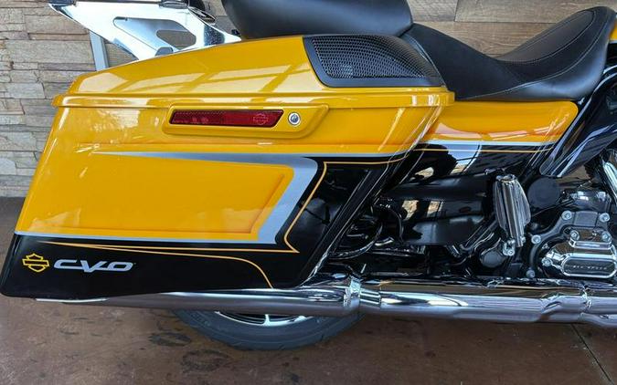 2022 Harley-Davidson® FLHXSE - CVO™ Street Glide®