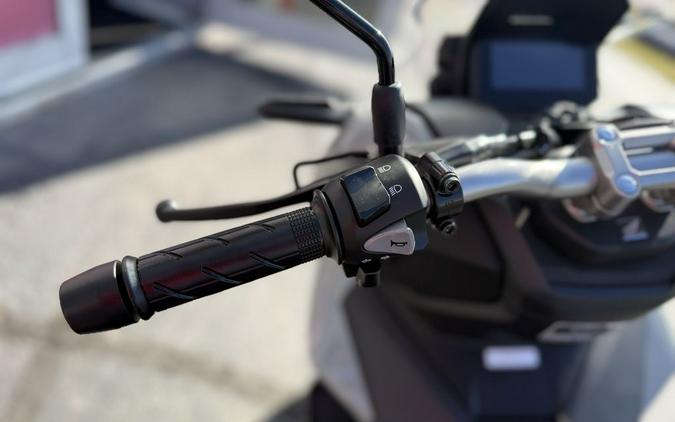2026 Honda® Adv160 - 200686