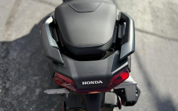 2026 Honda® Adv160 - 200686