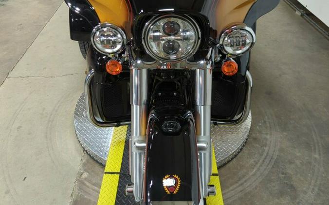 2024 Harley-Davidson® Tri Glide® Ultra Tobacco Fade