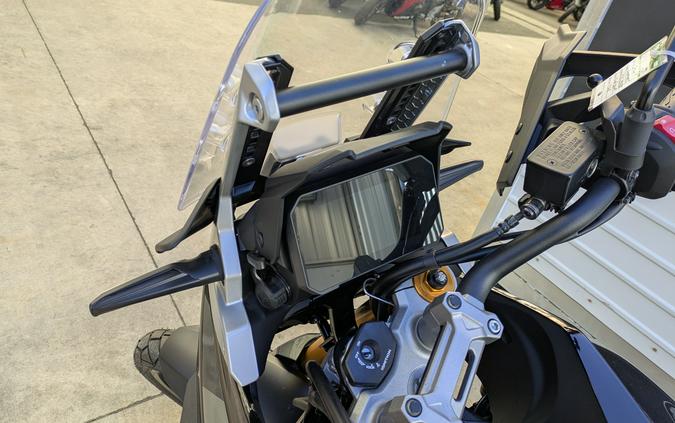 2024 Suzuki V-Strom 1050DE