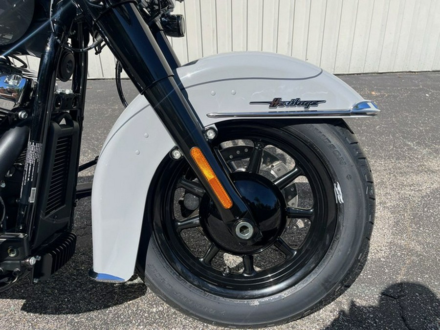 2025 Harley-Davidson Softail FLHC - Heritage Classic