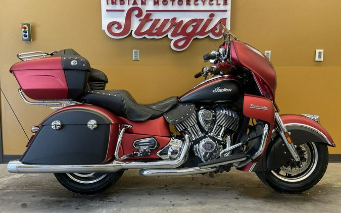 2018 Indian Motorcycle® Roadmaster® ABS Icon Mesa Red Smoke/Thunder Black