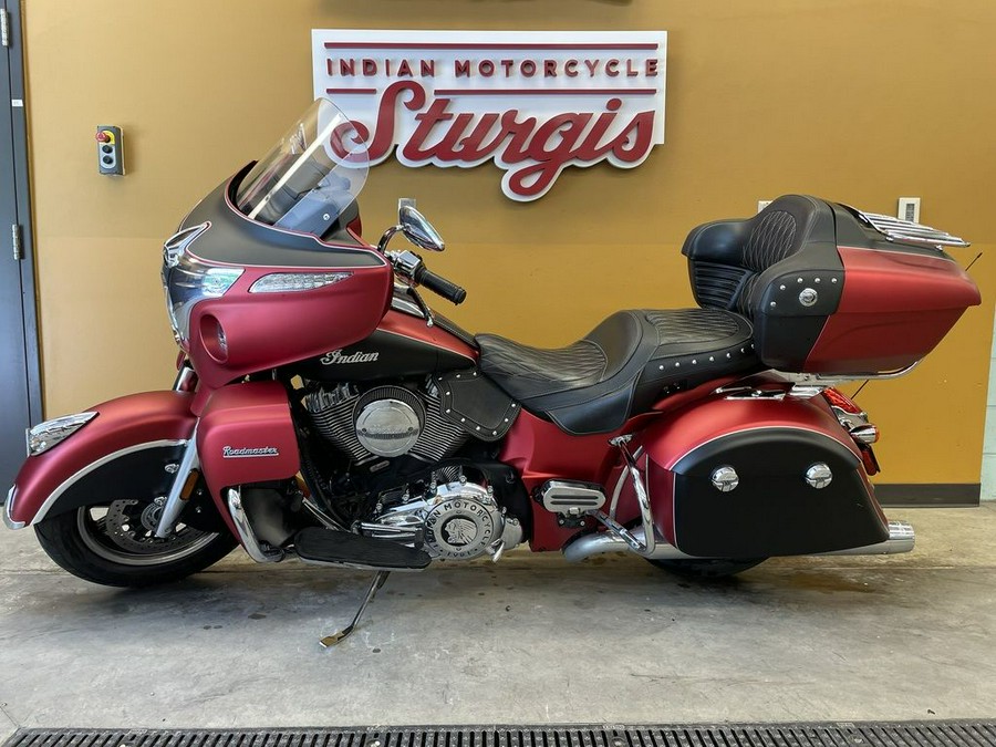 2018 Indian Motorcycle® Roadmaster® ABS Icon Mesa Red Smoke/Thunder Black