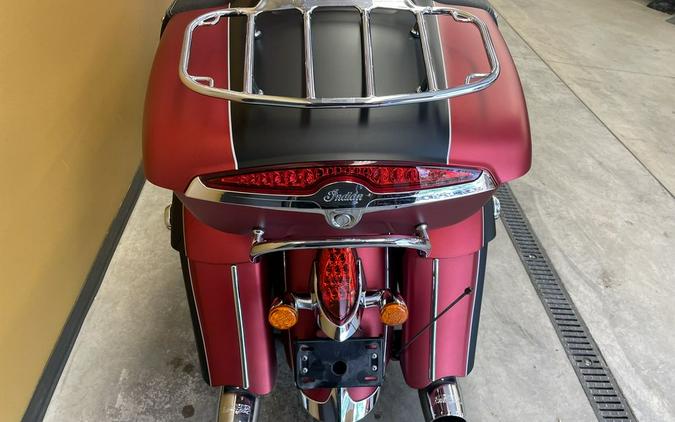 2018 Indian Motorcycle® Roadmaster® ABS Icon Mesa Red Smoke/Thunder Black