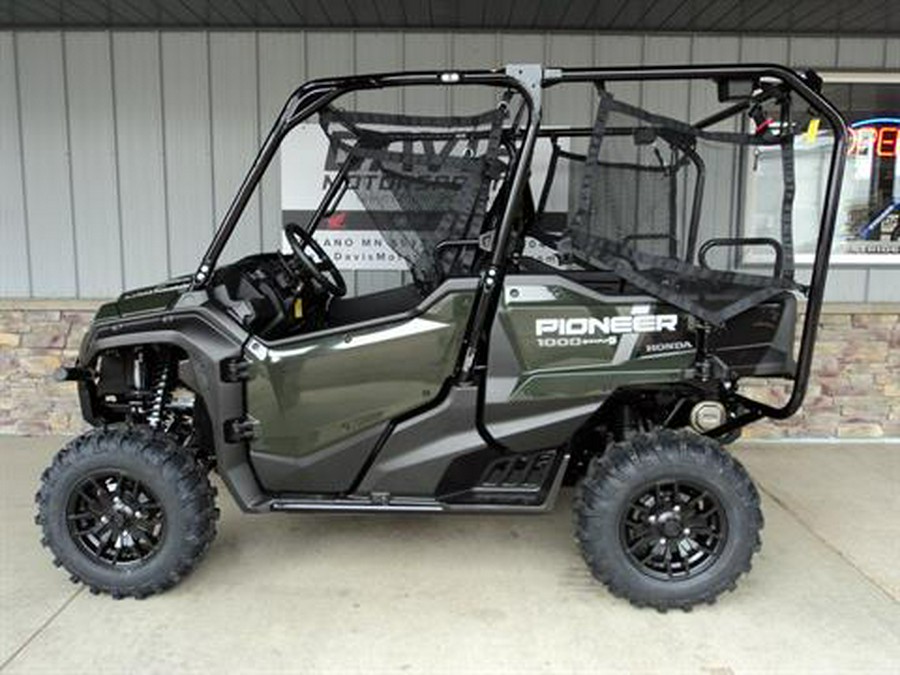 2024 Honda Pioneer 1000-5 Deluxe